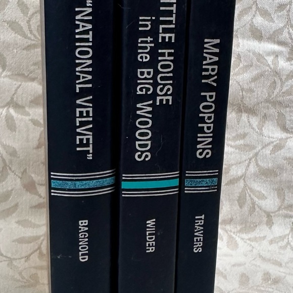 Three Children’s Classics Book set - Picture 2 of 11